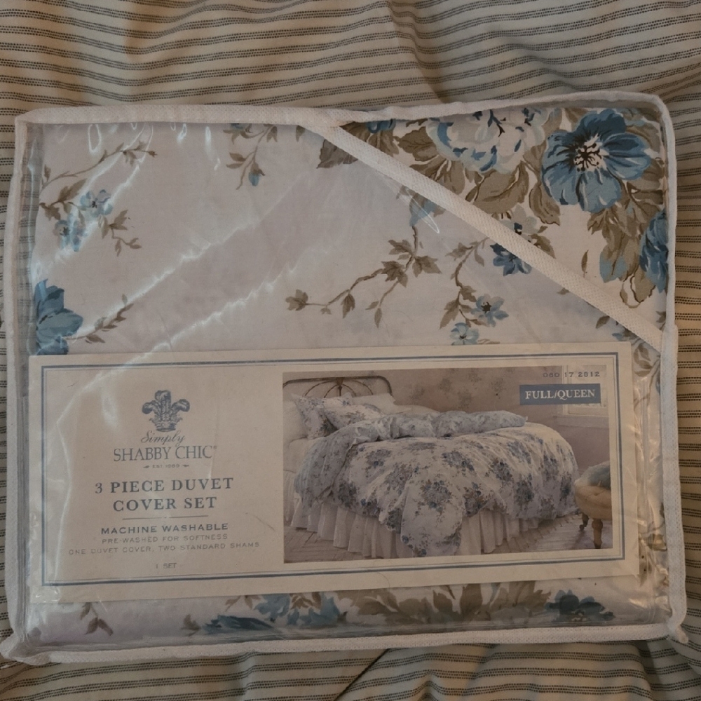 Simply Shabby Chic Blue and White Floral 3 Piece Duvet Cover Set FULL/QUEEN